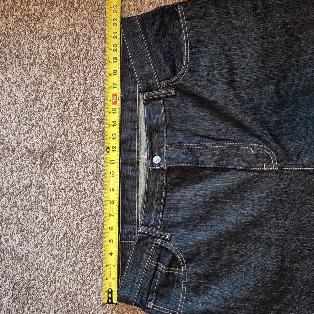 Levi's Men's Dark Blue Jeans - Picture 7 of 9